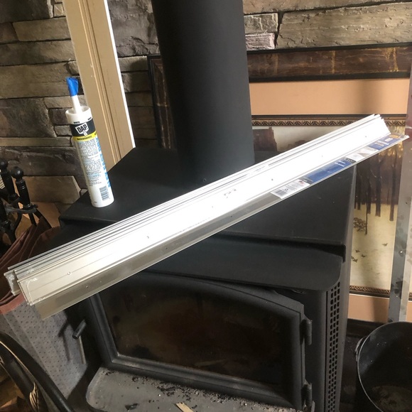 8 MD flat profile satin nickel transitions with nails - Picture 2 of 4